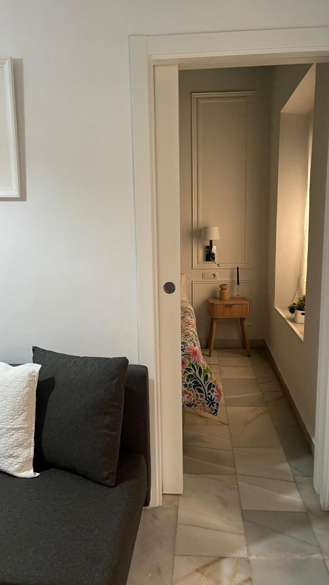 Apartamento En Casco Antiguo - Plaza De La Gavidia Sevilla Bagian luar foto