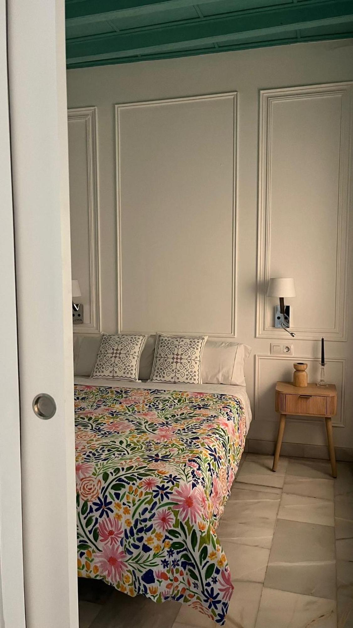 Apartamento En Casco Antiguo - Plaza De La Gavidia Sevilla Bagian luar foto